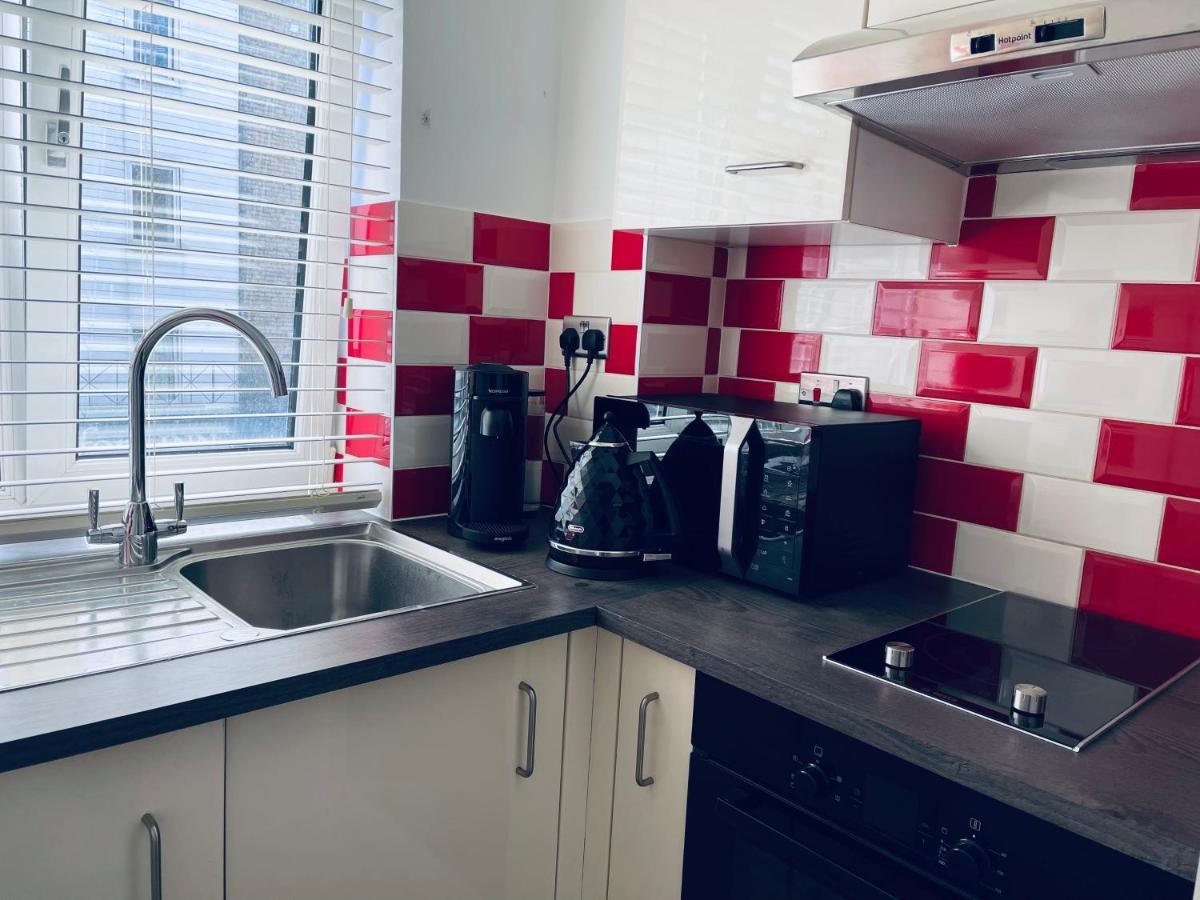 Central London Stylish Newly Decorated Studio Flat Buitenkant foto
